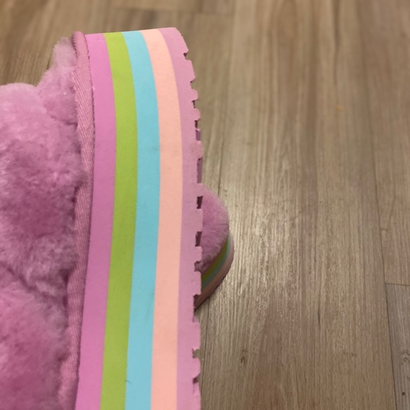 Ugg Multicolored Disco Knot Slides Size 10 - Picture 6 of 16